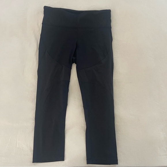Lululemon Black Leggings- Cropped - Picture 1 of 8